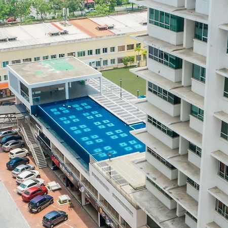 Shawn'S Akademic Suites Sky View B#11-27 Τζόχορ Μπάχρου Εξωτερικό φωτογραφία