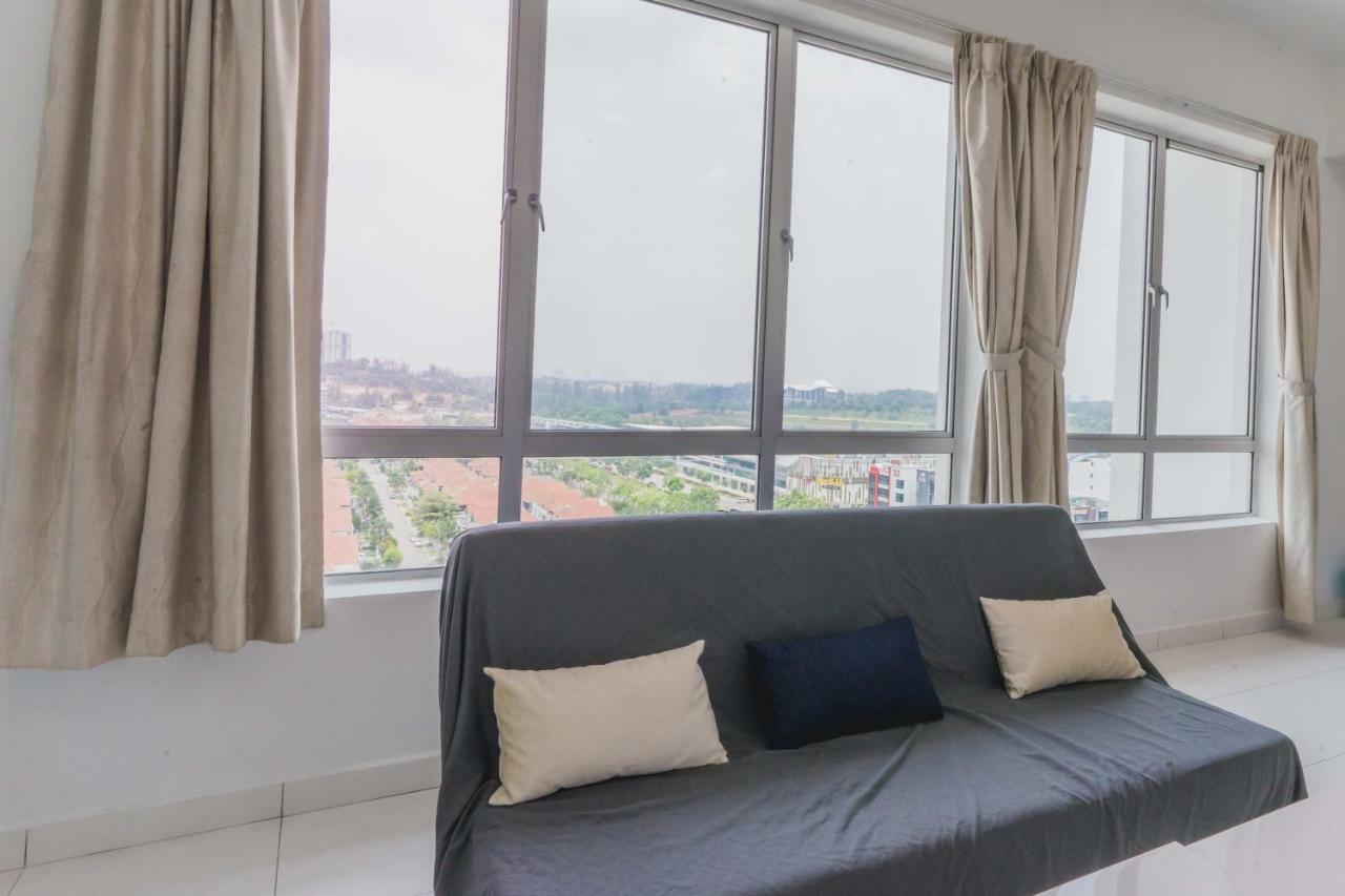 Shawn'S Akademic Suites Sky View B#11-27 Τζόχορ Μπάχρου Εξωτερικό φωτογραφία