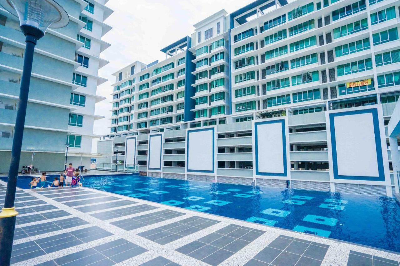 Shawn'S Akademic Suites Sky View B#11-27 Τζόχορ Μπάχρου Εξωτερικό φωτογραφία