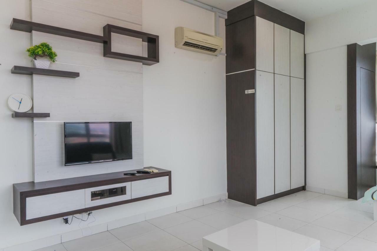 Shawn'S Akademic Suites Sky View B#11-27 Τζόχορ Μπάχρου Εξωτερικό φωτογραφία